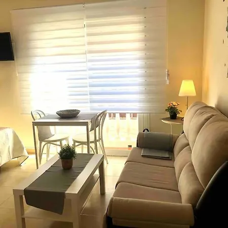 Estudio 4 En Playa Del Palo Малага